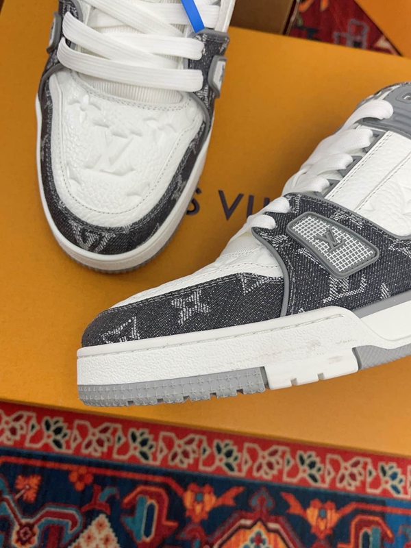 ルイヴィトン靴細部ディテール